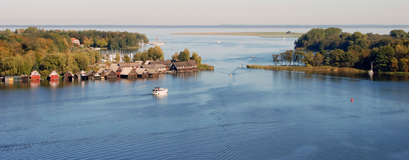 Hausbooturlaub an der Mecklenburgischen Seenplatte