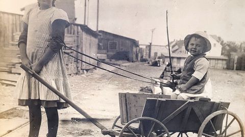 Hanna und Bernhard Awolin, Halbbruder vor 1914