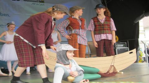 Hechtfest Schauspiel Tanzeleven