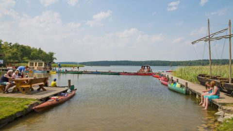 Anlegestelle und Rastplatz auf der Kanutour 3 - 4 Tage - von Mecklenburg bis Brandenburg