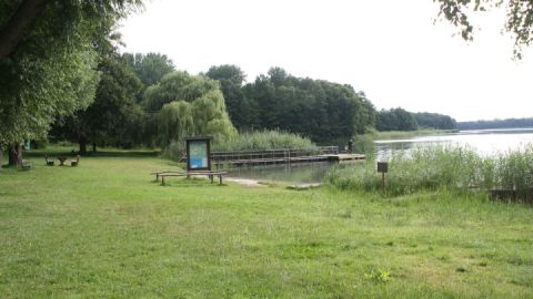 Badestrand am Plätlinsee in Wustrow