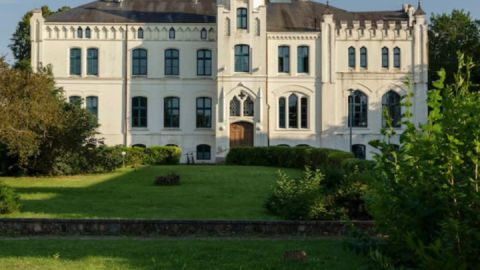 Anmeldung: mail@herrenhaus-viecheln.com