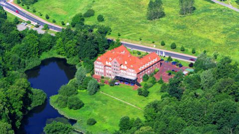 Luftbild - The Royal Inn Park Hotel Fasanerie Neustrelitz