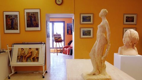 Galerie und Atelier liegen nebeneinander