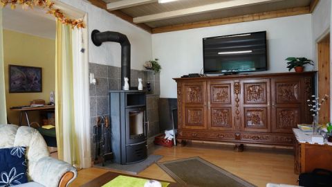 wohnzimmer-mit-ofen