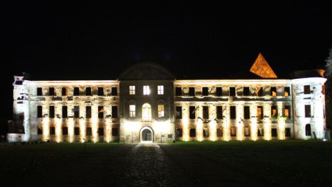 Fassadenbeleuchtung der Kloster- und Schlossanlage