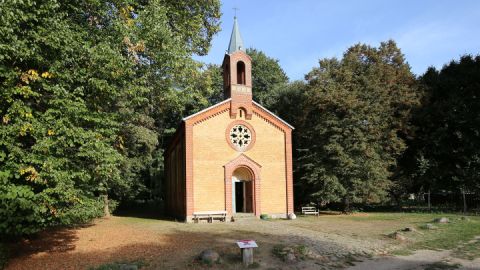 Außenansicht - Kirche Speck