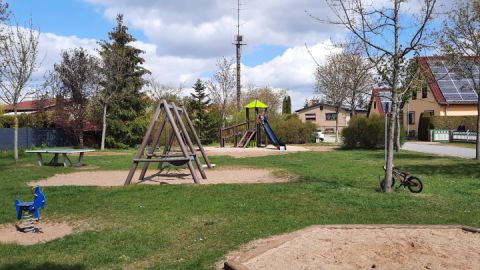 images/Spielplatz-Warenshof
