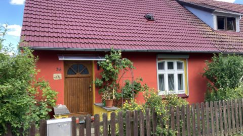 Außenansicht und Eingang Ferienhaus Villa Kunterbunt