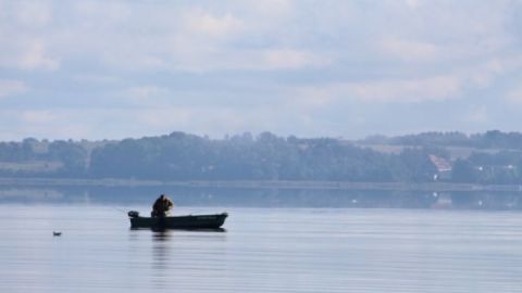 Angler auf dem Kummerower See