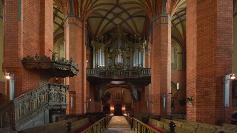 Innenansicht der Pfarrkirche St. Marien