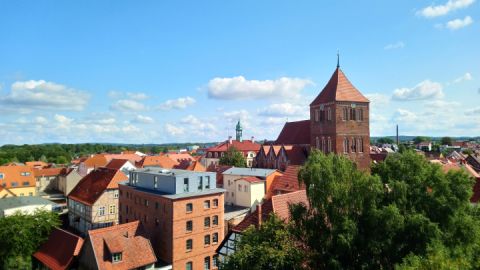 Stadtansicht Teterow mit Kirche 