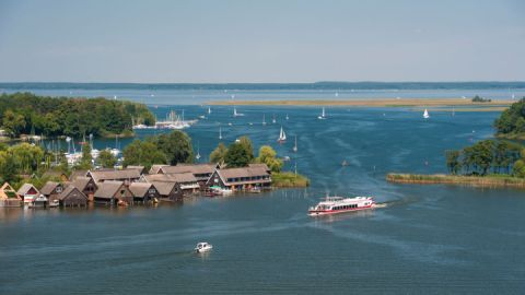 Blick auf die Müritz vom Kirchturm in Röbel, Mecklenburgische Seenplatte