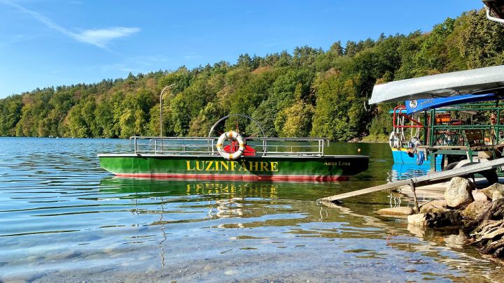 Luzinfähre auf der Wandertour Falladas Fridolinwanderung