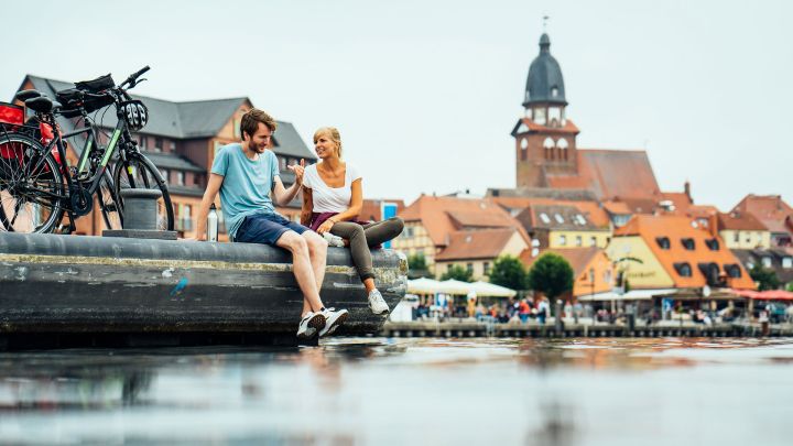 Mit dem Fahrrad durch Waren (Müritz)