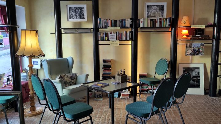 Vereinsraum_Leseecke_WerkHaus