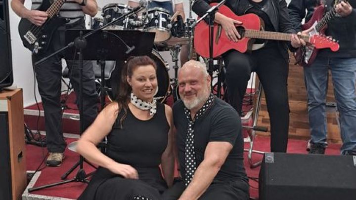 Band TOHUUS spielt auf