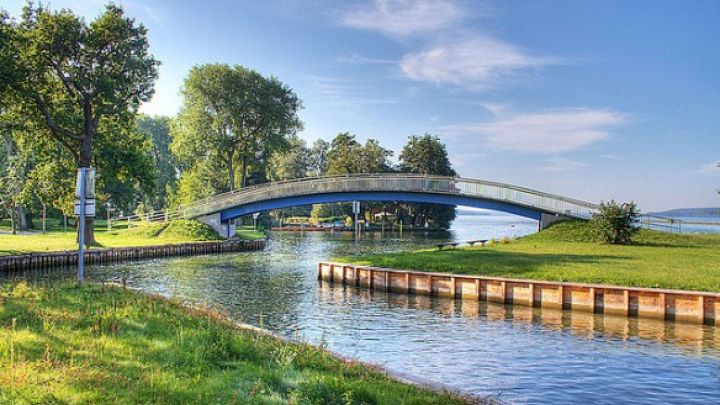 09neubrandenburg-oberbachbrcke-in-hdr_4146524789_m-1
