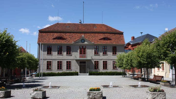 tneske-rathaus-img_1296 tneske-rathaus-img_1296