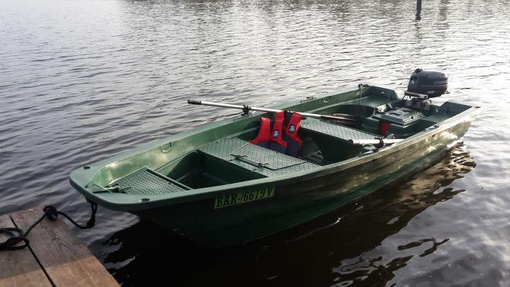 Angelboot als Ruderboot oder mit 5 PS Motor Angelboot als Ruderboot oder mit 5 PS Motor