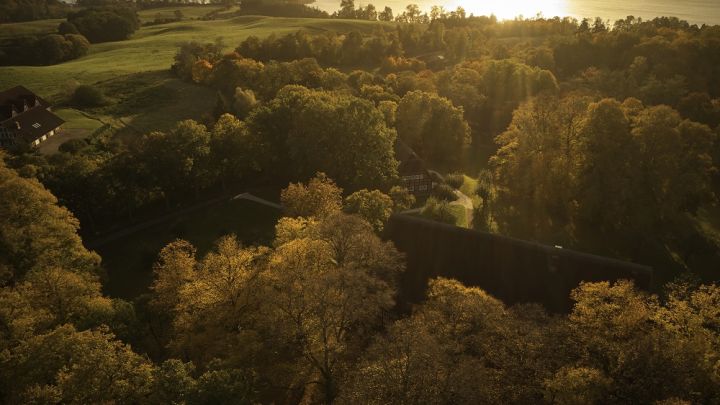 Park am See von oben, Drohnenbild