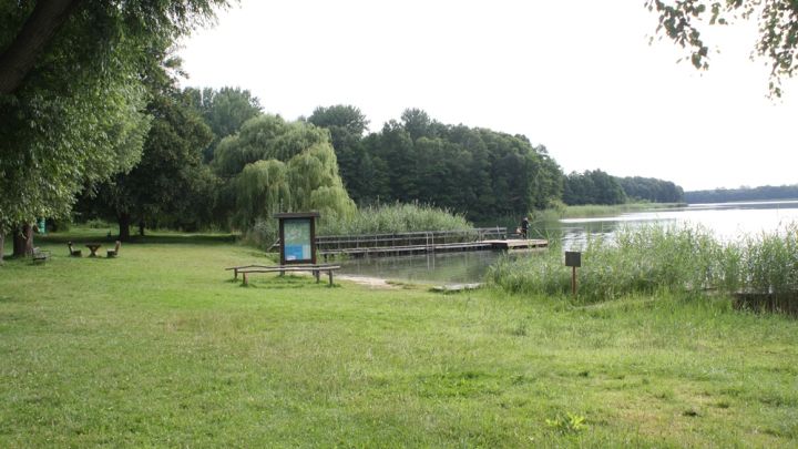 Badestrand am Plätlinsee Wustrow