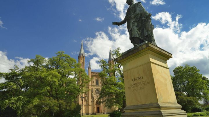 Die Schlosskirche im Schlosspark Neustrelitz