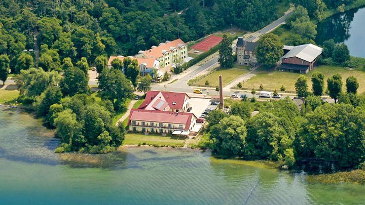 TOP-Lage direkt an der Müritz TOP-Lage direkt an der Müritz