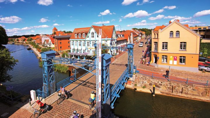 Altstadt Hubbrücke Plau am See